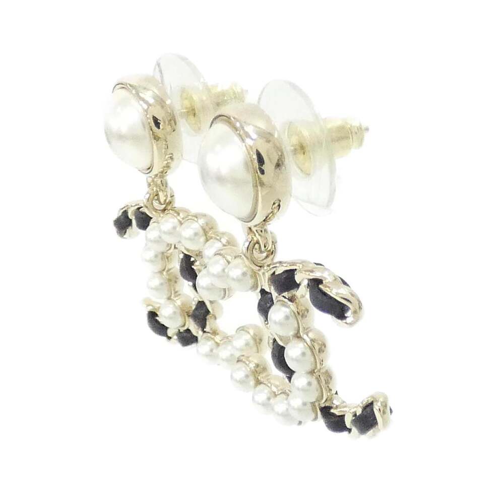 Chanel Earrings Leather #256765C13B - Picture 2 of 3